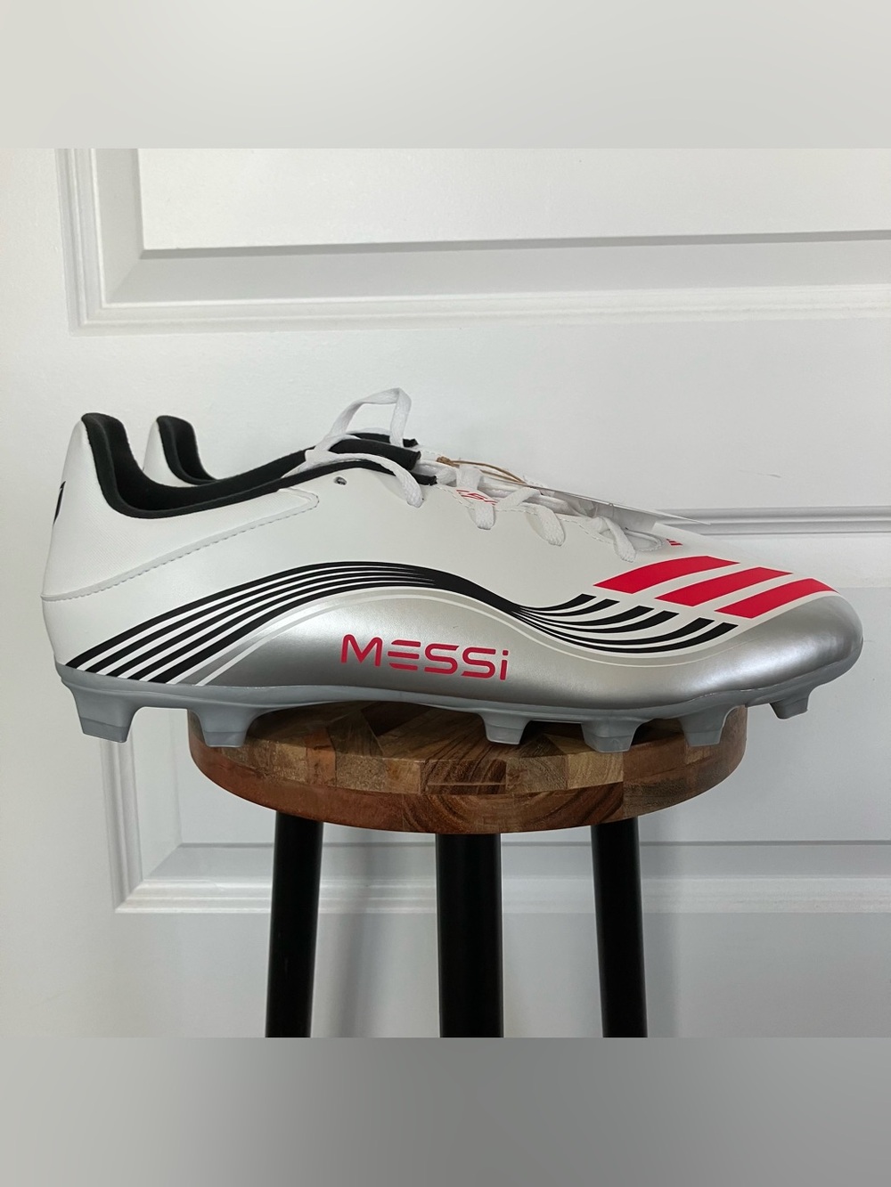 NEW Adidas F50 Messi Club FG Cleats Mens 12 Silver Red 2026-506